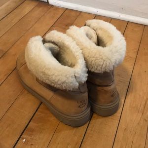 Tan faux fur ankle Ugg boots size 9